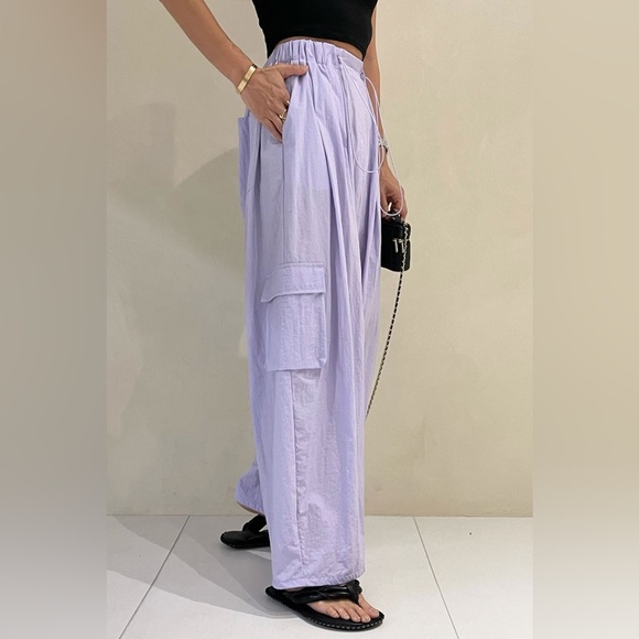 The Frankie Shop Celeste Cargo Pant - Lilac - Picture 3 of 4